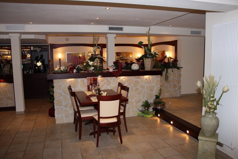 Griechisches-Restaurant